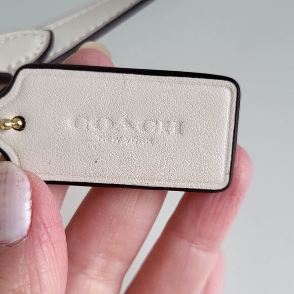 Coach Mini Jamie Camera Bag I Brand New, Gold Hardware, Adjustable Strap - Picture 8 of 10